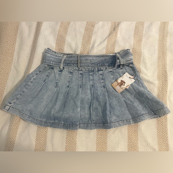 Sincerly Jules Dresses & Skirts - Sincerely Jules Light Blue Pleated Mini Skirt